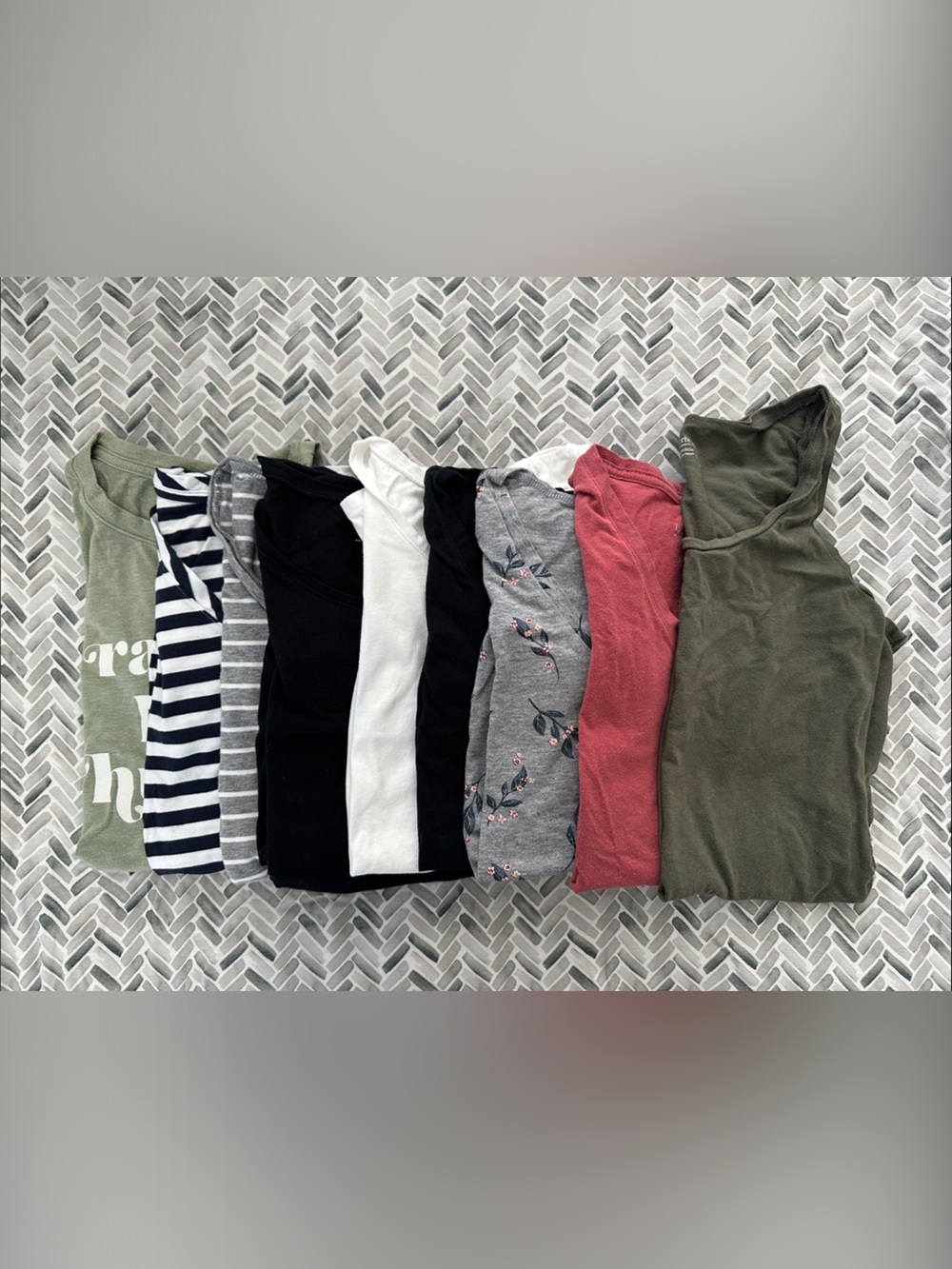 XS Maternity Shirt Bundle